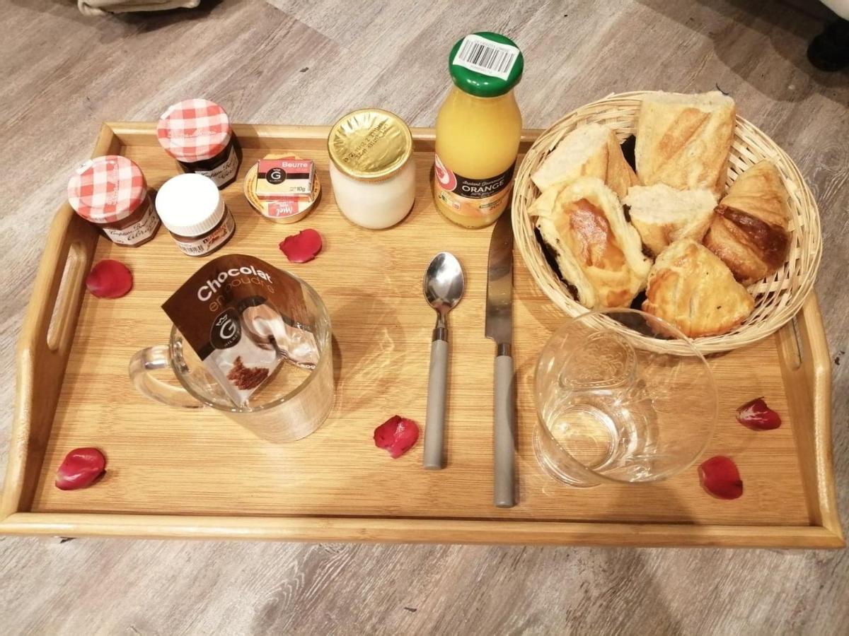 Bed and Breakfast Le Reve De Lily Les Vignères Zewnętrze zdjęcie